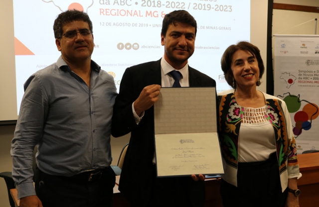 Mauro Martins Teixeira, Daniel Majuste e Virginia Ciminelli (UFMG/Membro Titular da ABC)